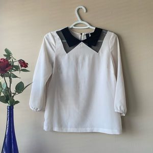 🇺🇦Quarter sleeve white and mesh neckline Blouse